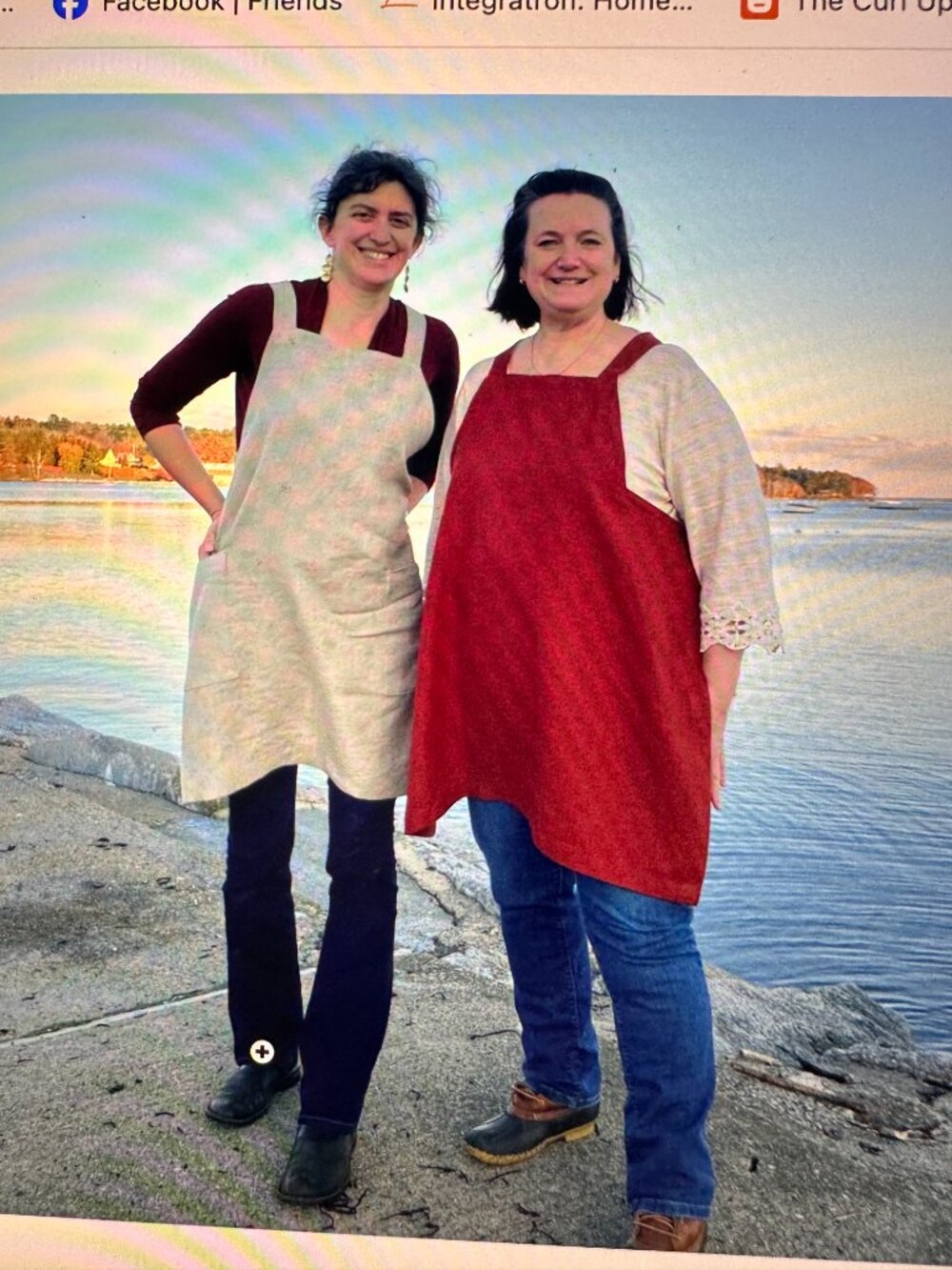 The Driftwood Apron Sewing Pattern by Fiddlehead Artisan Supply NEW - Picture 4 of 4